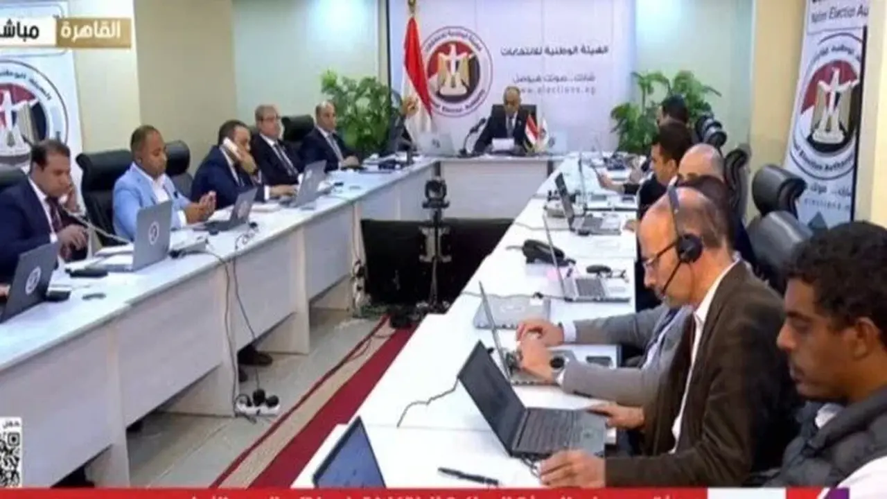 الخط الساخن 19826 يعزز خدمة الناخبين ويراقب سير العملية الانتخابية